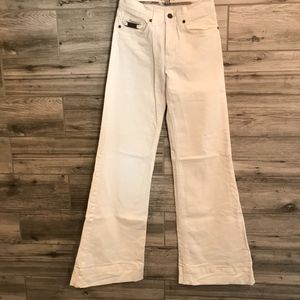 Burberry wide leg white jeans, size 26 / 2